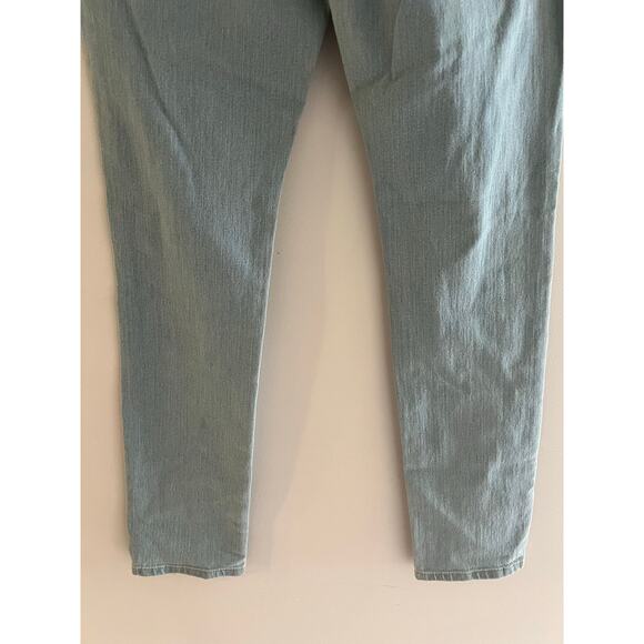NWT Old Navy Super Skinny Jeans Light Wash Size 12 Tall JL - Picture 12 of 13